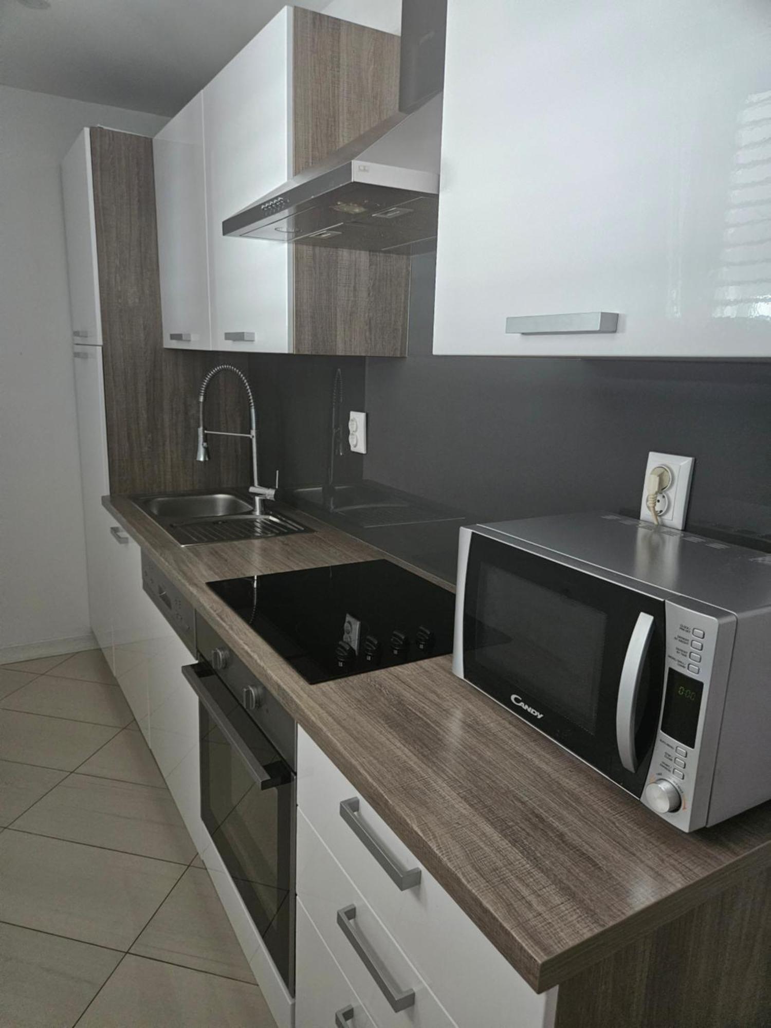 Apartman Stella โรวานิสกา ภายนอก รูปภาพ